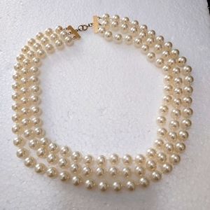 Vintage 3 strand faux pearl necklace 18 inch cream color